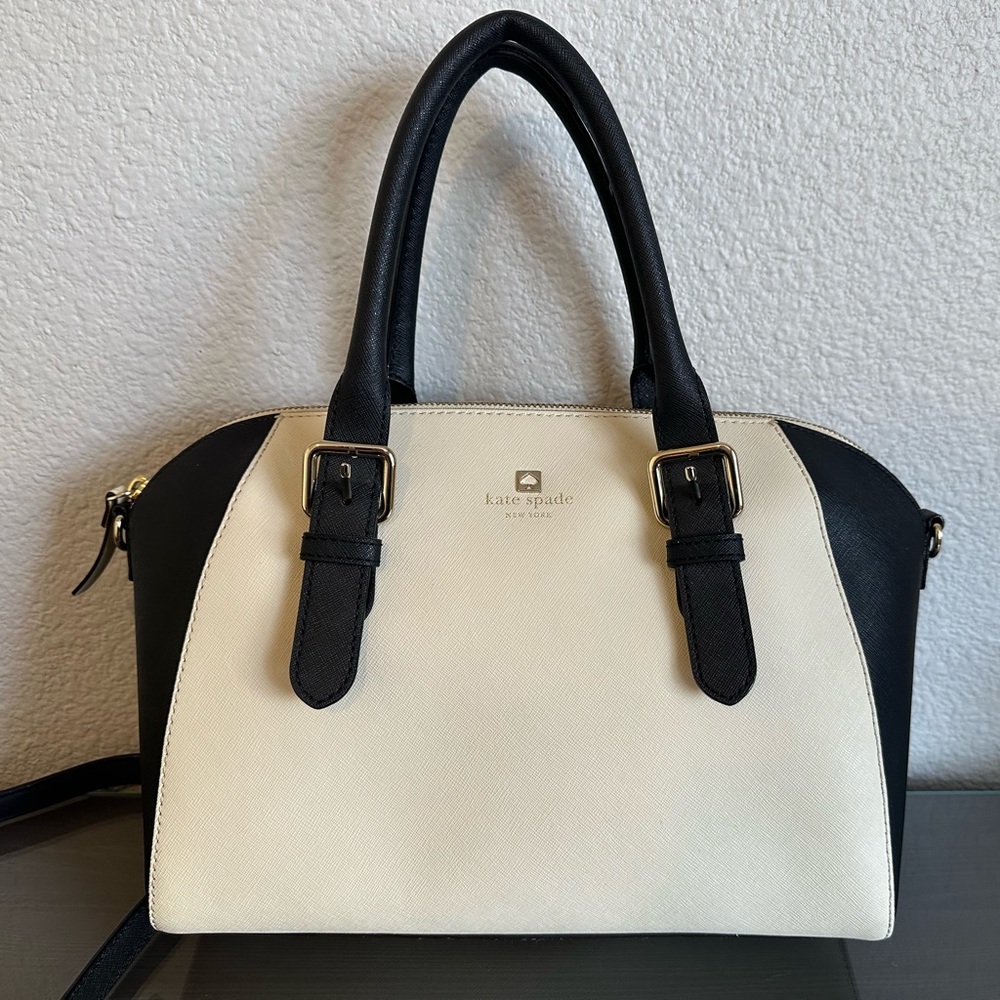 Beautiful Kate Spade purse